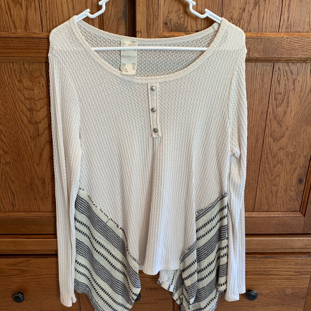 Blu Pepper top